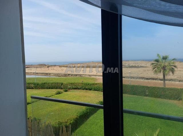 Villa neuve pied dans l'eau avec piscine  - 2