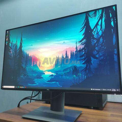 Dell UltraSharp U2720Q PremierColor 4K Monitor - 2