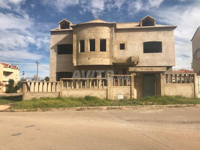 villa a vendre a ville lhajeb Quartier el yassmin