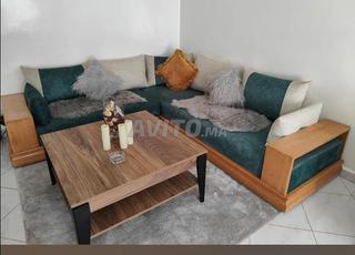 Salon L et chambres à coucher à vendre