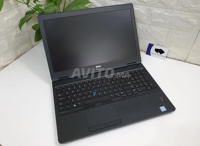 dell latitude e5580 i5-8eme 16G ram 512 GB SSD