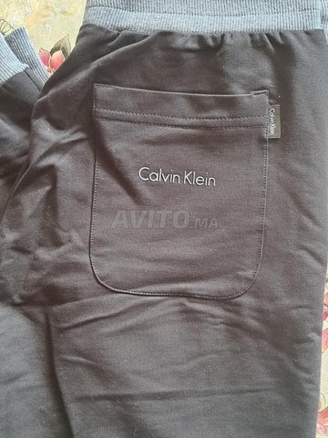 Survette discount calvin klein