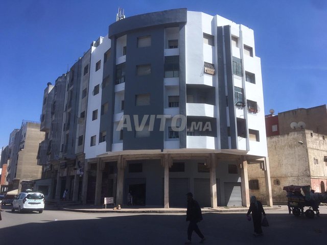 MAGASIN SUR BOULVARD OQOBA IBNO NAFI