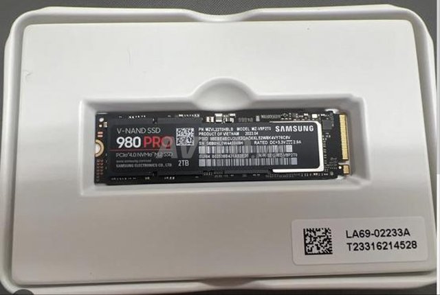 Samsung SSD 980 PRO M.2 PCIe NVMe 2TB 