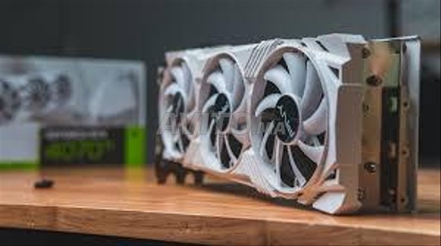 PNY GeForce RTX 4070 Ti 12GB Verto Triple Fan 