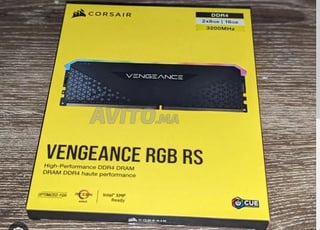 Corsair Vengeance RGB RS 16 Go DDR4 