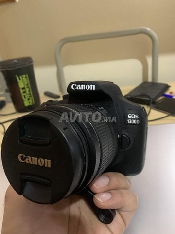 Canon 1300D Kit lens 18-55mm et chargeur 