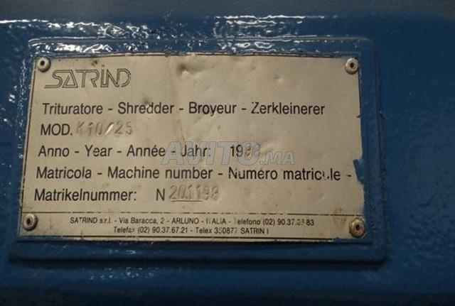 DÉCHIQUETEUR CMG AVEC OUTILS PASTILLES