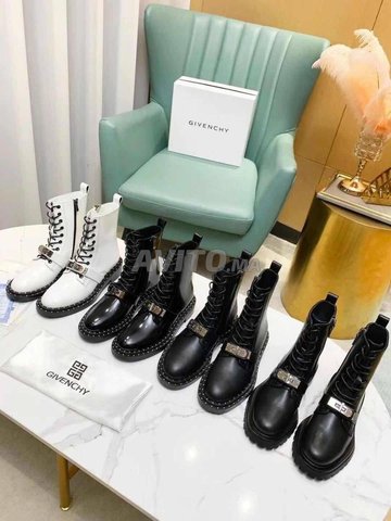 Bottes Givenchy en vrai Cuir G 7630