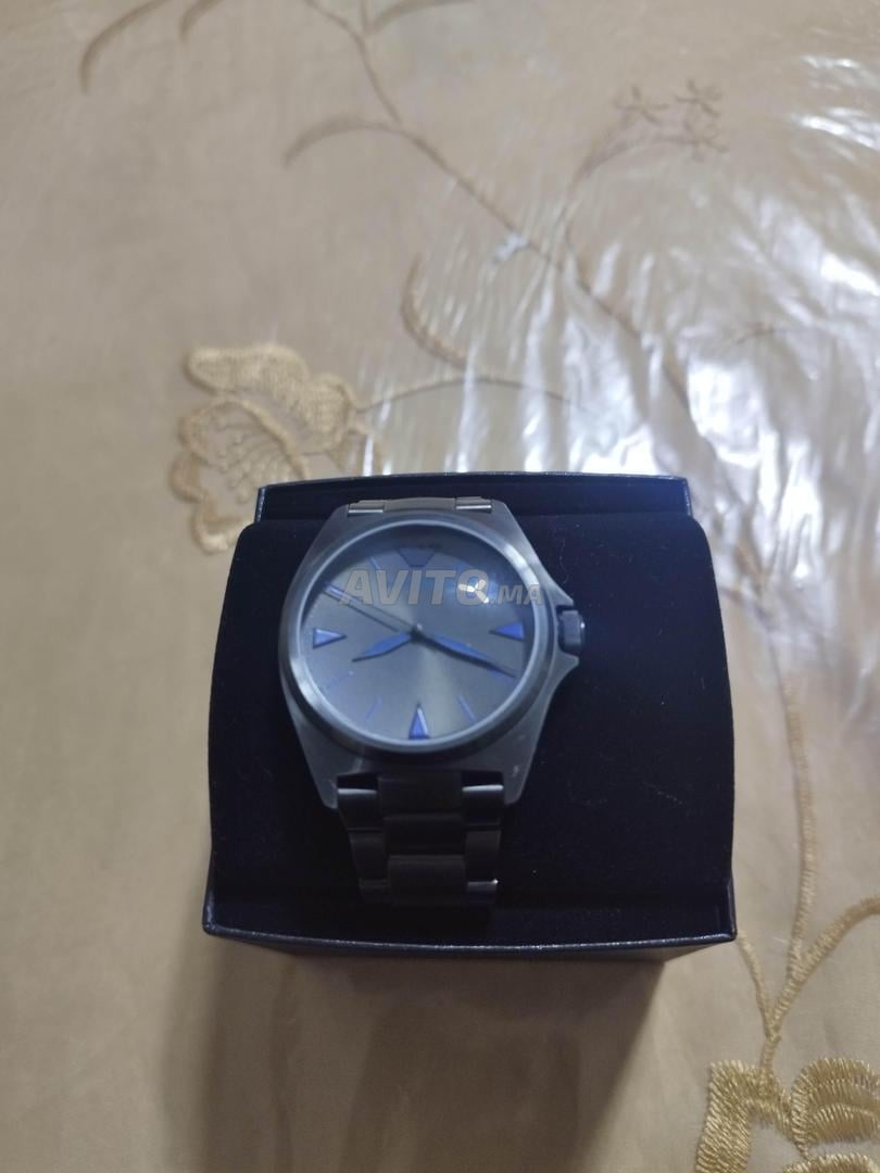 Prix montre emporio armani homme hot sale