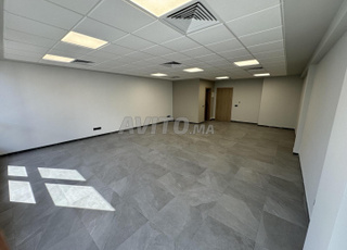 مكتب جديد بمساحة 51 متر مربع للبيع في سيدي معروف