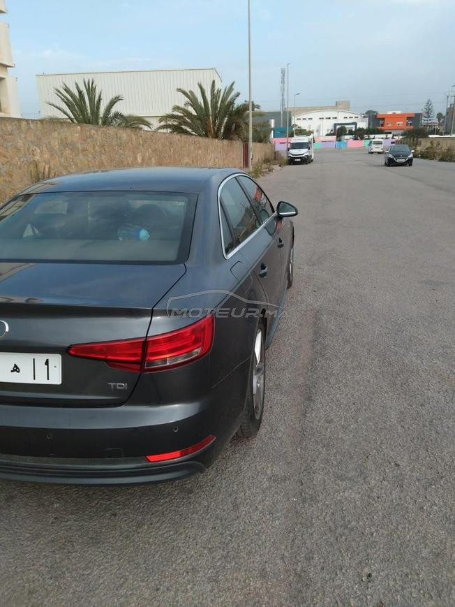 Audi A4 S line  Automatique modèle fin 2017