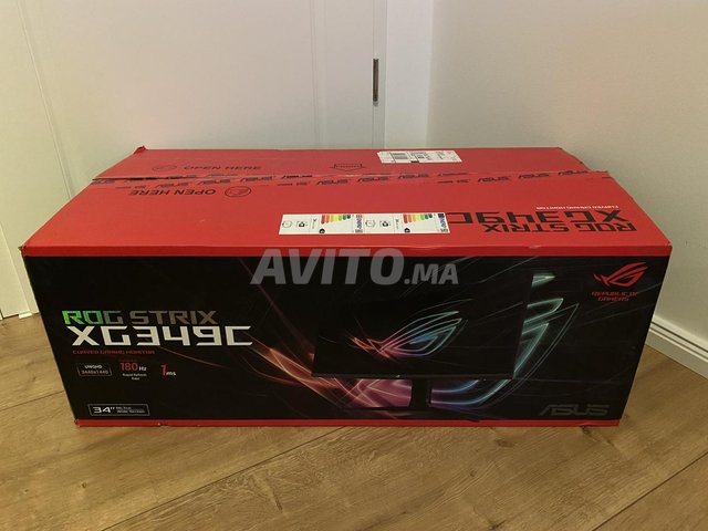 écran ASUS ROG Strix XG349C