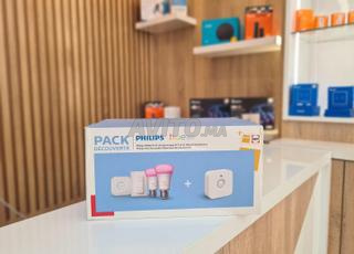 طقم philips hue hub 2 مصابيح Pir