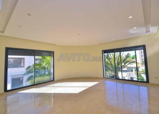 شقة للبيع 119 متر مربع في الدار البيضاء