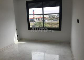 Appart 3 ch vide à louer en face Marjane