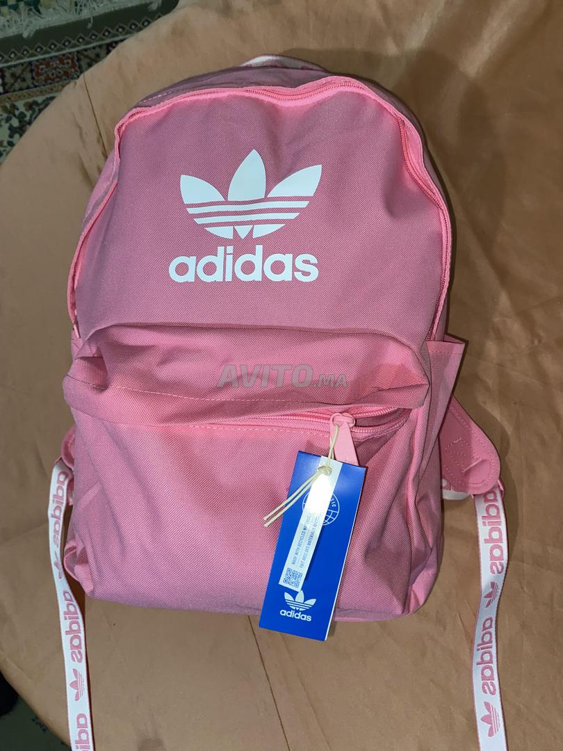 Sac a dos adidas pas cher à vendre au Maroc : (7 Annonces)