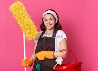 Agence femme ménage cuisinière nounou garde malade