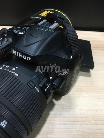 Nikon D5200 Avec 18-50mm f2.8 Sigma Tres bon etat 