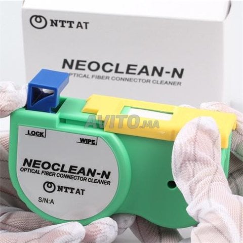Kit pour nettoyage fibre optique.