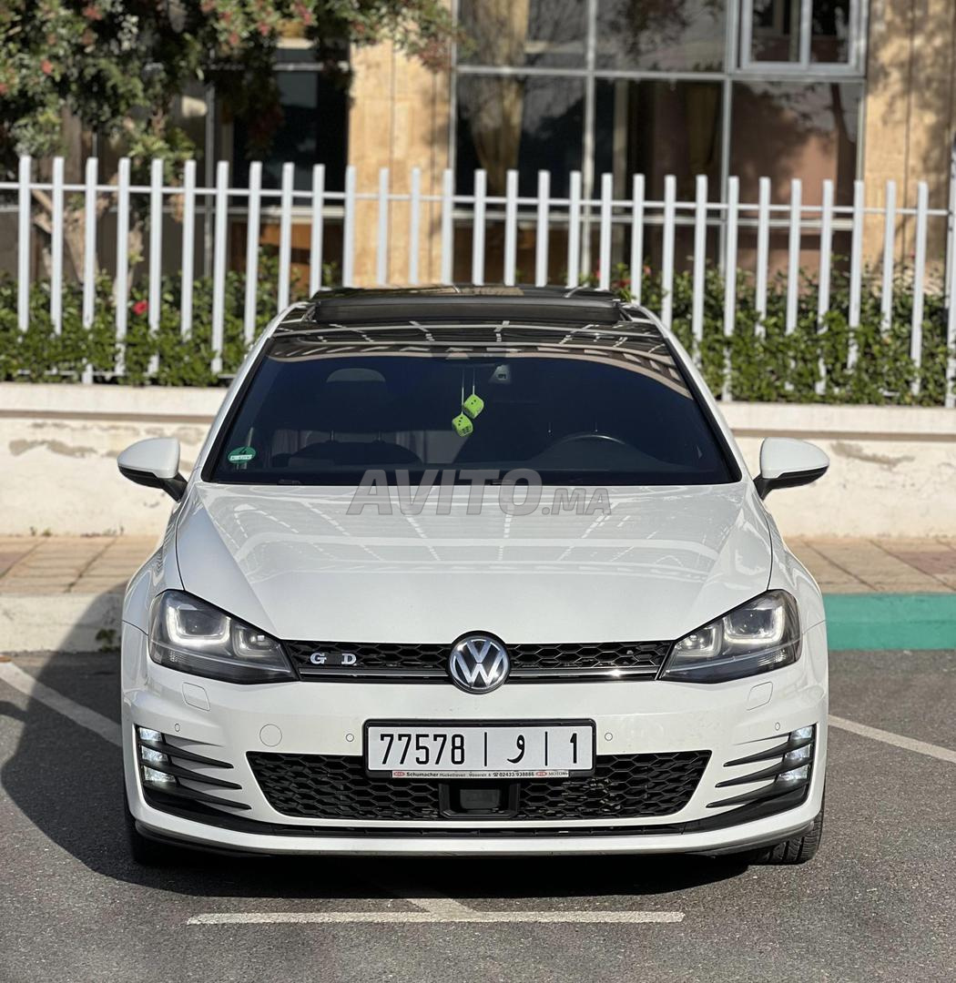 VOLKSWAGEN Golf VII GTD 2.0 TDI 184 CV DSG TOIT OUVRANT DYNAUDIO FULL CUIR  CAMERA KEYLESS GPS ALU 18″