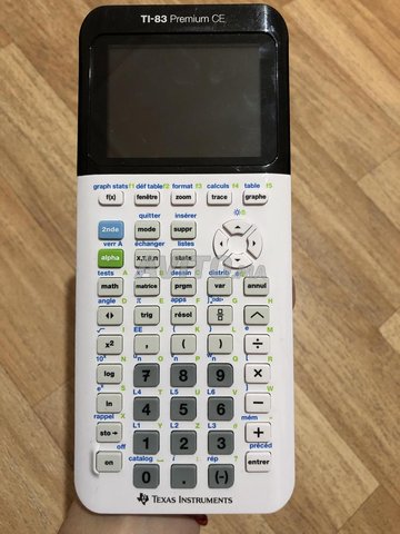 Calculatrice TI- 83 Premium CE