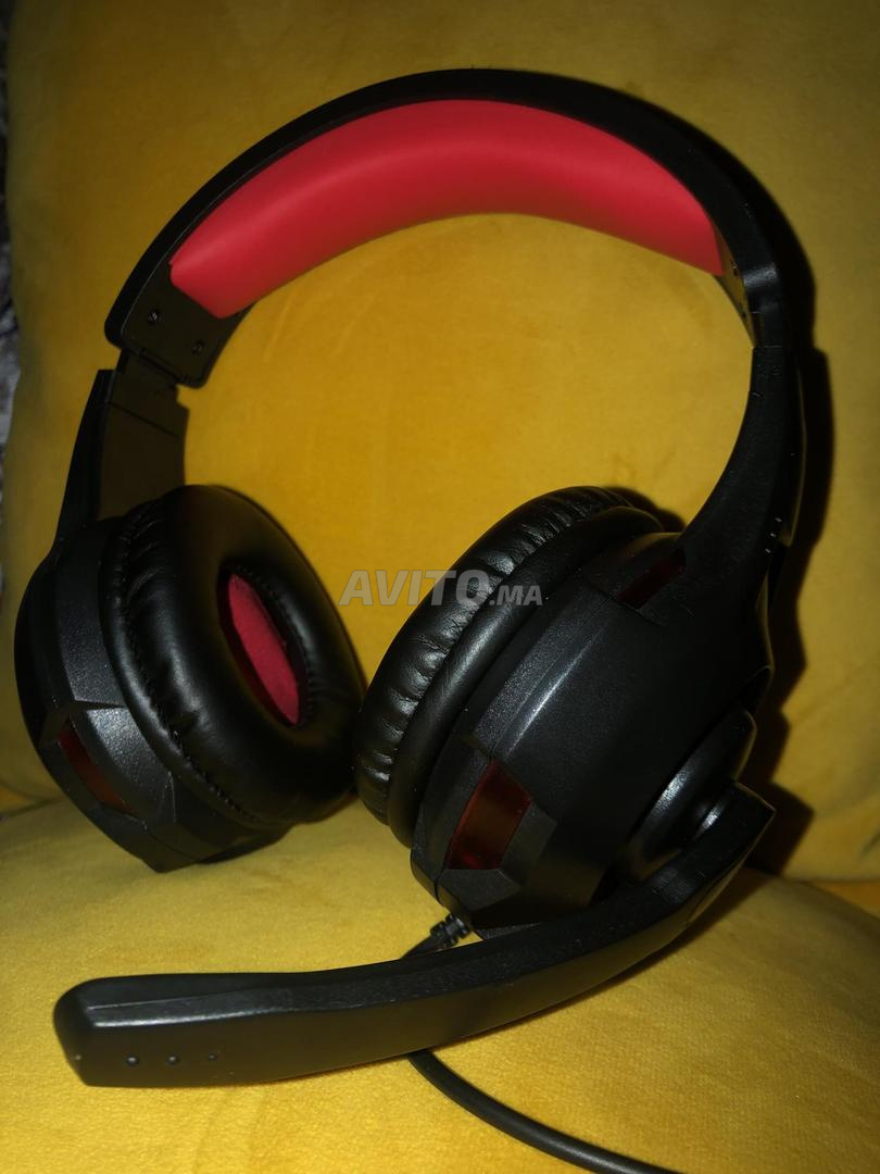 Jedel Casque Gaming USB HU 728 - Noir & Rouge - Achat en ligne sur Lcd Maroc