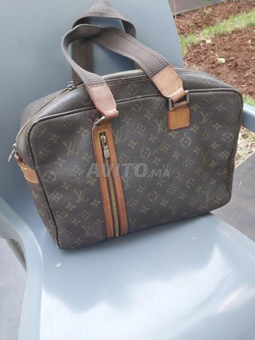 Sac louis vuitton authentique sales