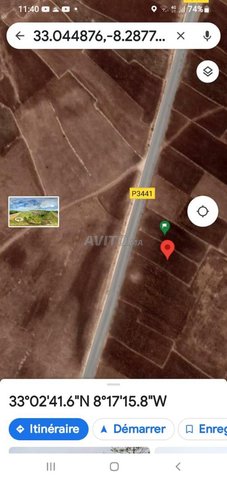 terrain Agricole titré sur route principale