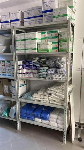 Étagères rayonnage stock