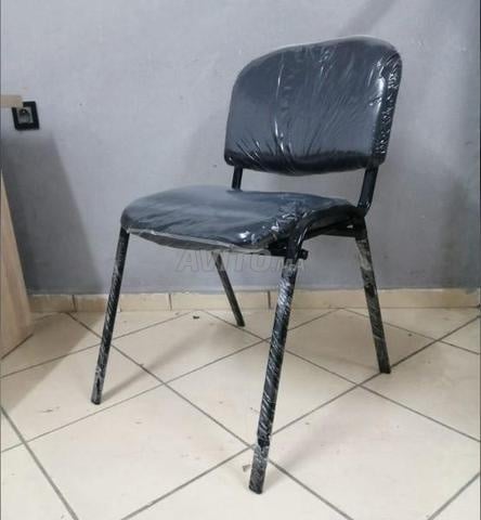 Les chaises iso  - 2