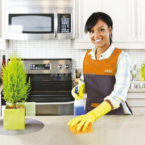 Cuisinière professionnelle et femme de ménage