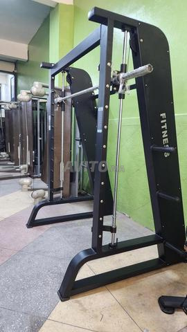 معدات رياضية احترافية مُجددة