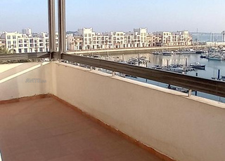 Bel appart à vendre ave piscine150m² Marina Agadir