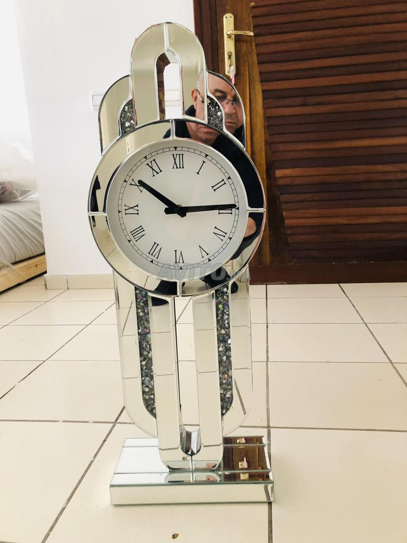 Mini horloge numérique de voiture, accessoires de décoration Maroc à prix  pas cher