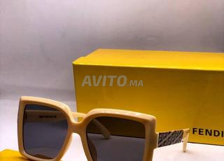 Lunette Solaire Fendi avec boite 