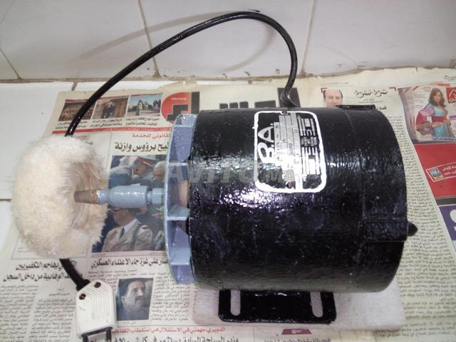 Moteur de polissage de prothèses dentaires  - 2