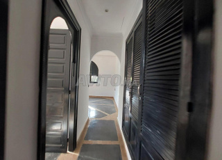 belle villa vide à louer route ouarzazat  