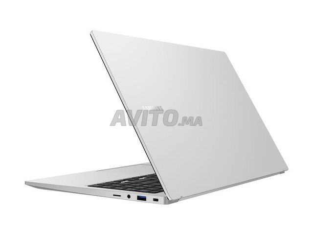 Sumsung Galaxy book i7-11Eme EVO 16GB 512GB 