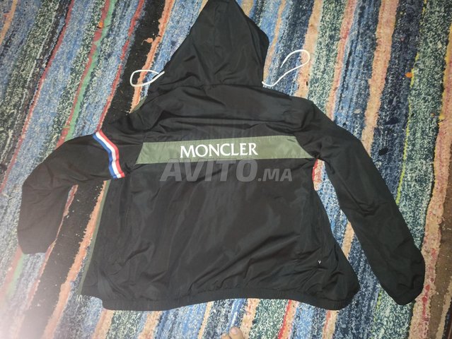 Veste moncler outlet a vendre