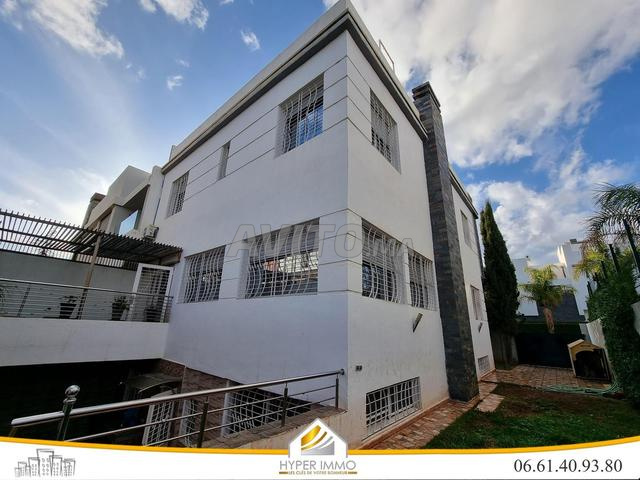 Charmante Villa à Vendre sur la Route d'Immouzer 