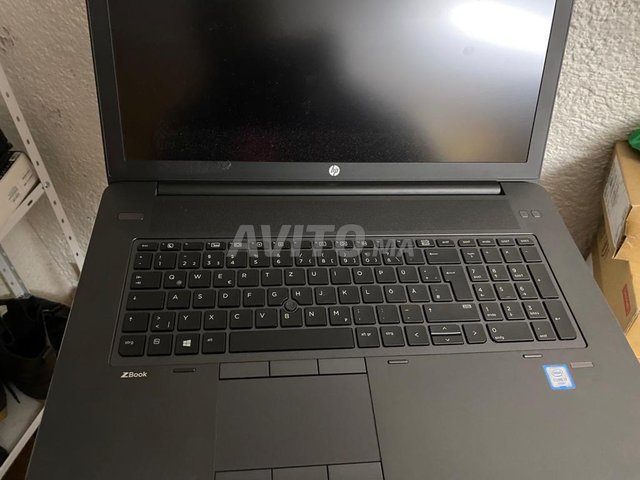HP Zbook Workstation I7 1T / 32 Ram