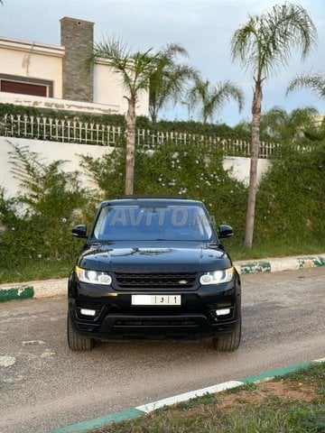 Voiture Land Rover Range Rover Sport 2015 à Rabat  Diesel  - 12 chevaux