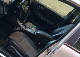 سيارة ممتازة