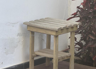 Salon jardin extérieur transats et parasol