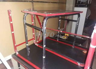 طاولة مدرسية