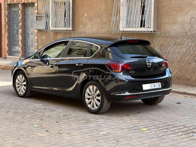 Opel Astra j pack cosmos modèle 2013 m1.7cdti 7chv