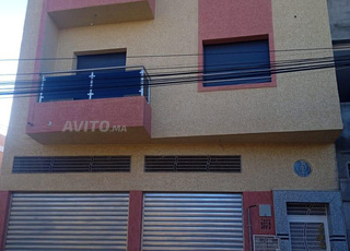 MAISON DE RDC CAVE ET 2 ETAGES EN VENTE