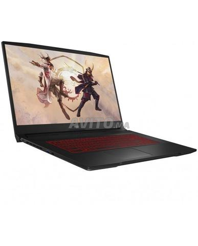 MSI Kat ana GF76 12UC-414XPL / i7-12650H