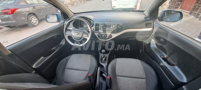 Kia Picanto Essence Manuelle 2016 à Al Hoceima